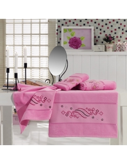 Embroidered Stony Velvet Bathrobe Towel Set pink